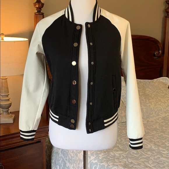 Forever 21 Jackets & Blazers - Black and white bomber/letter jacket size small